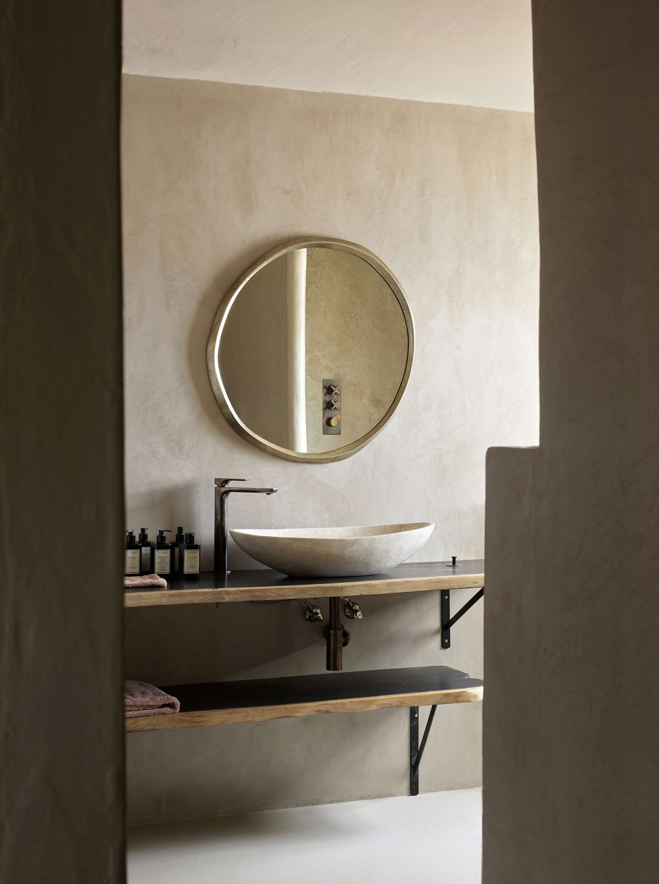 Hand-applied lime plaster wall finish